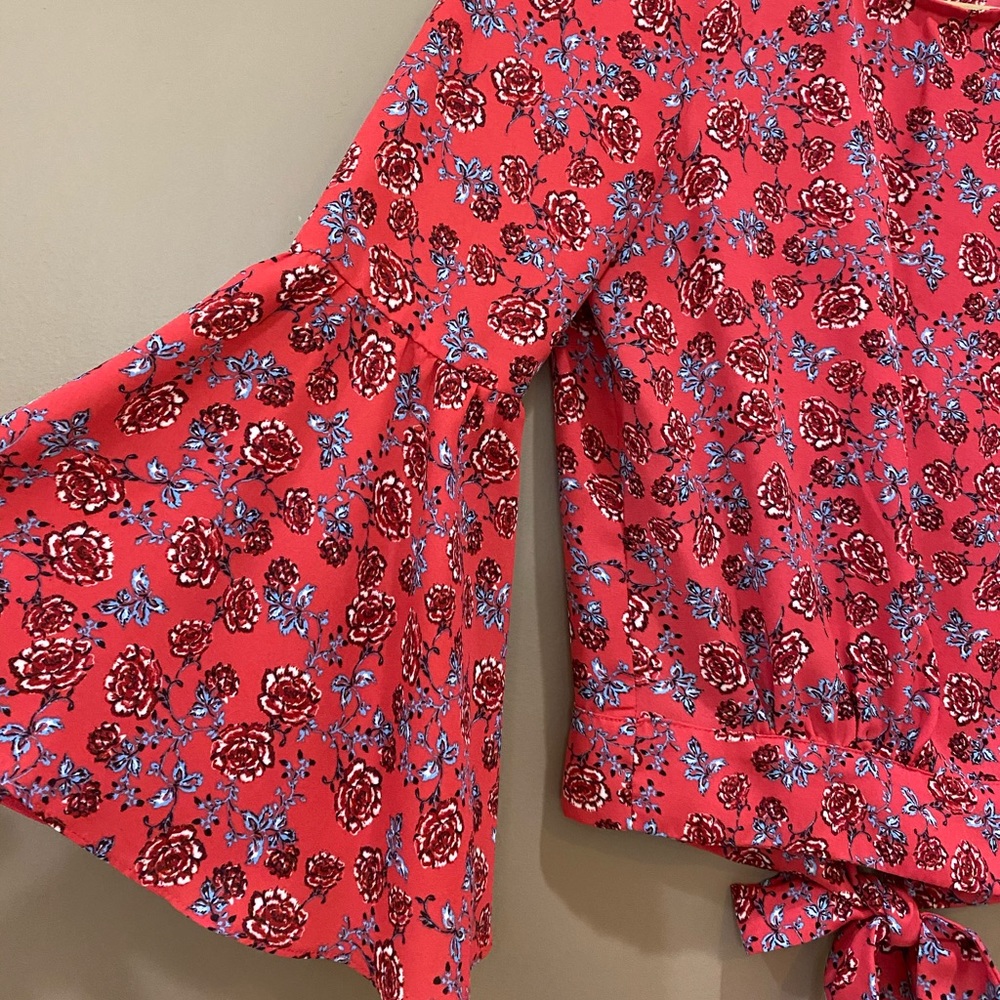 Springtime Casual 🌺 - Picture 2 of 4